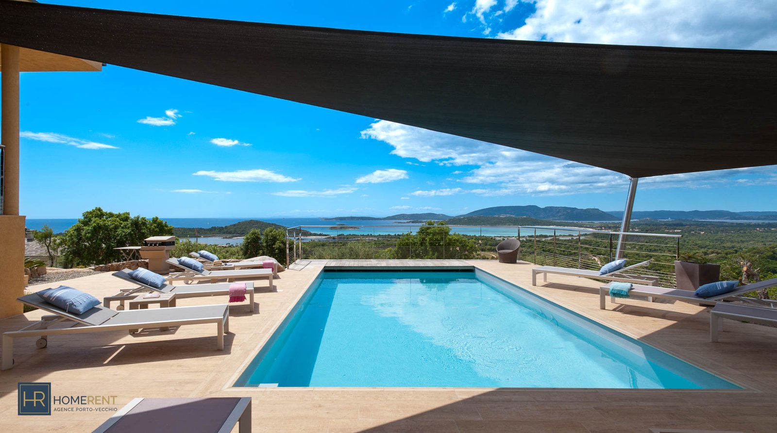 Location villa vue mer à Porto-vecchio avec piscine chauffée proche plage Saint Cyprien