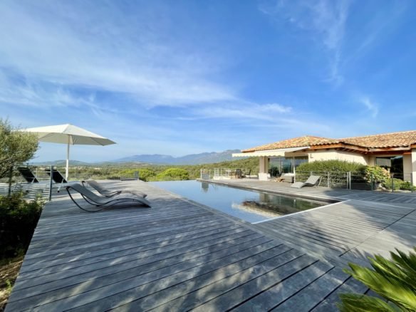 Villa Serena Location villa Porto-Vecchio Corse du Sud vacances luxe 5 chambres piscine vue mer