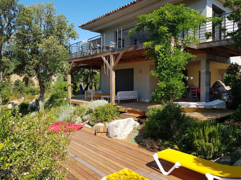Location villa avec piscine Porto-Vecchio 4 chambres, luxe, proche plage de Cala Rossa et St cyprien