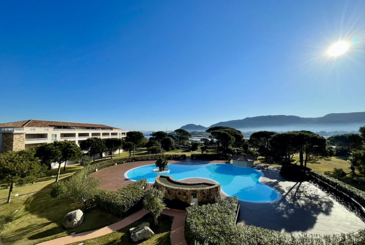 Location Appartement Les Salines Porto Vecchio luxe 4 personnes vue mer piscine résidence 5* confortable