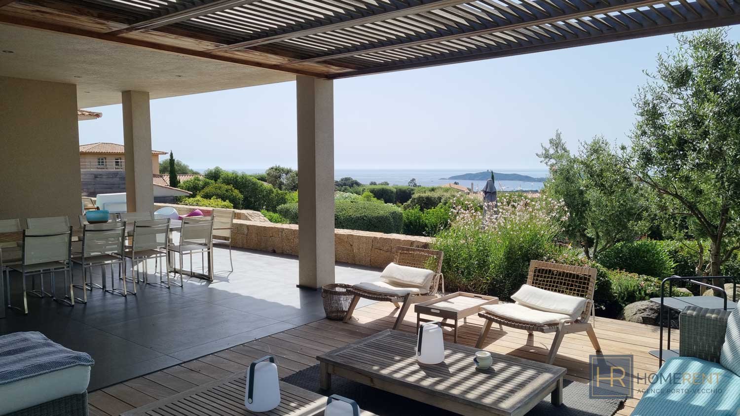 Location villa Corse avec piscine et vue mer